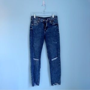 H&M Medium Blue Regular Waist Girlfriend Jeans (4R)